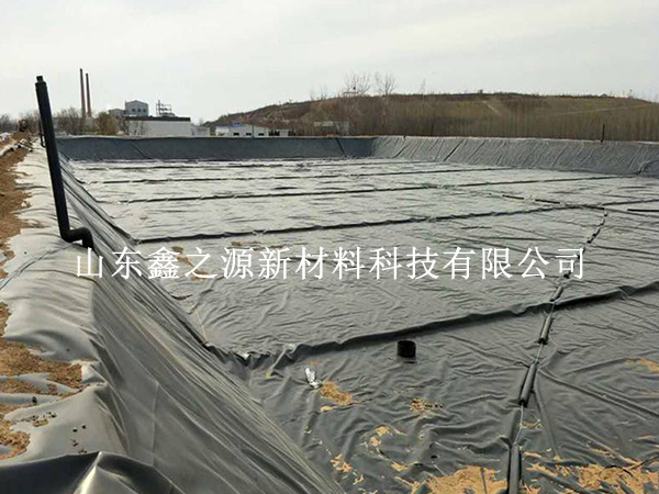 油田防滲膜鋪設技巧：高效、環(huán)保的鋪設新策略